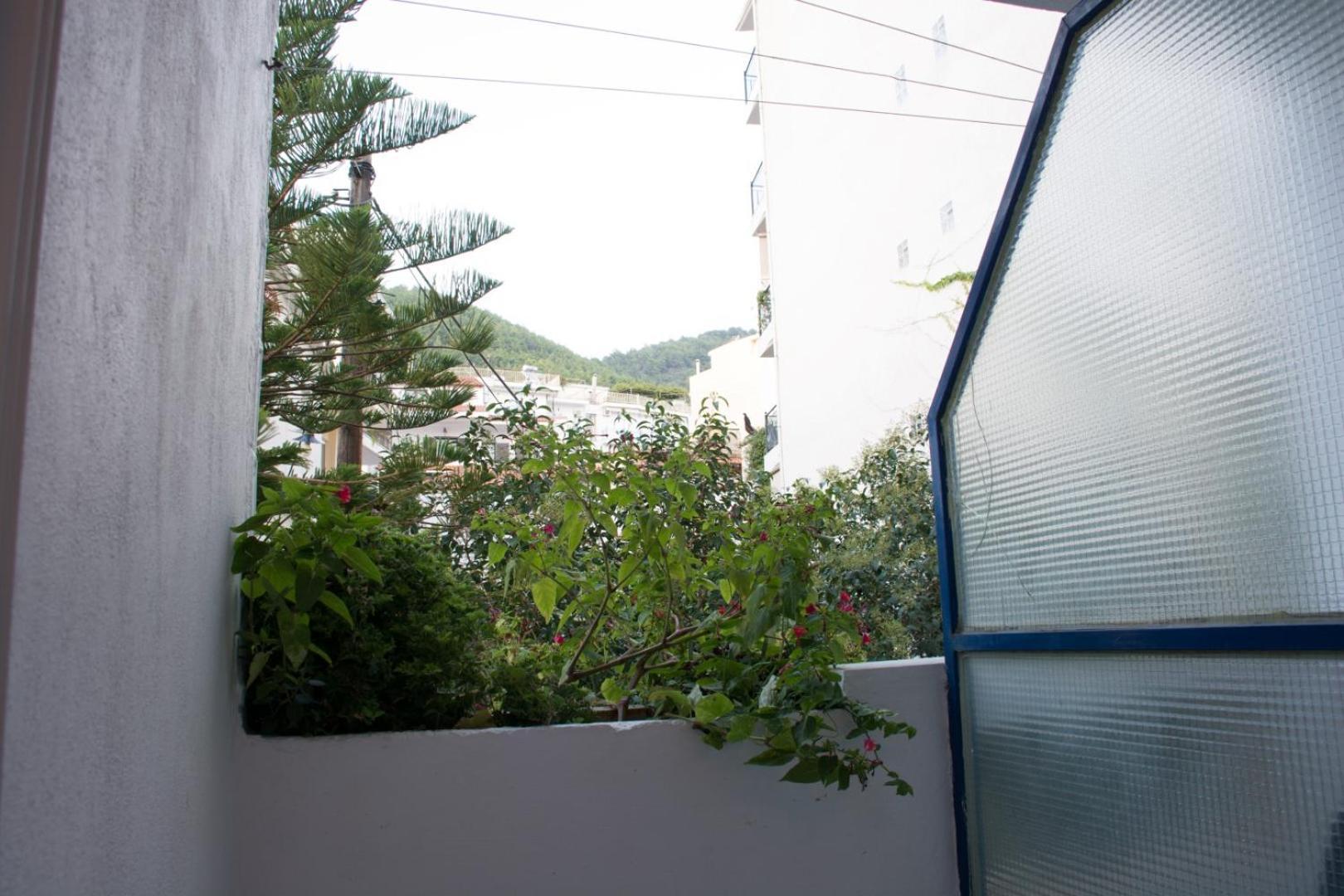 Maria'S Roomstudios Apartments Flats To Let Seaside Heart City Chantzara Spyropoulos Igoumenitsa Exterior photo